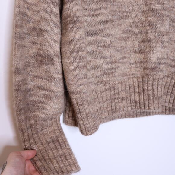 COS NEW Loose-Fit Cropped Sweater Beige Crew Neck Dolman Sleeve Casual Women's L - Picture 7 of 13